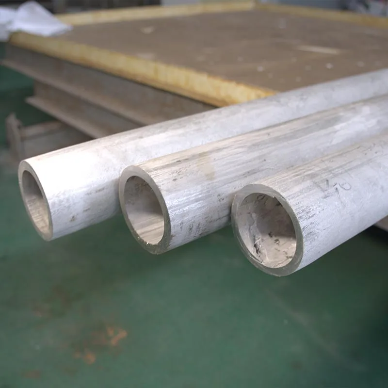 Tubo 310 extrudado áspero